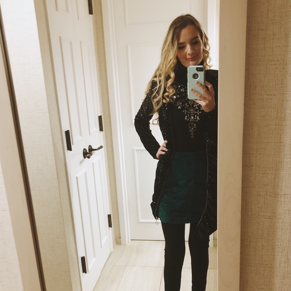 Meet your Posher, Sara - Picture 2 of 4